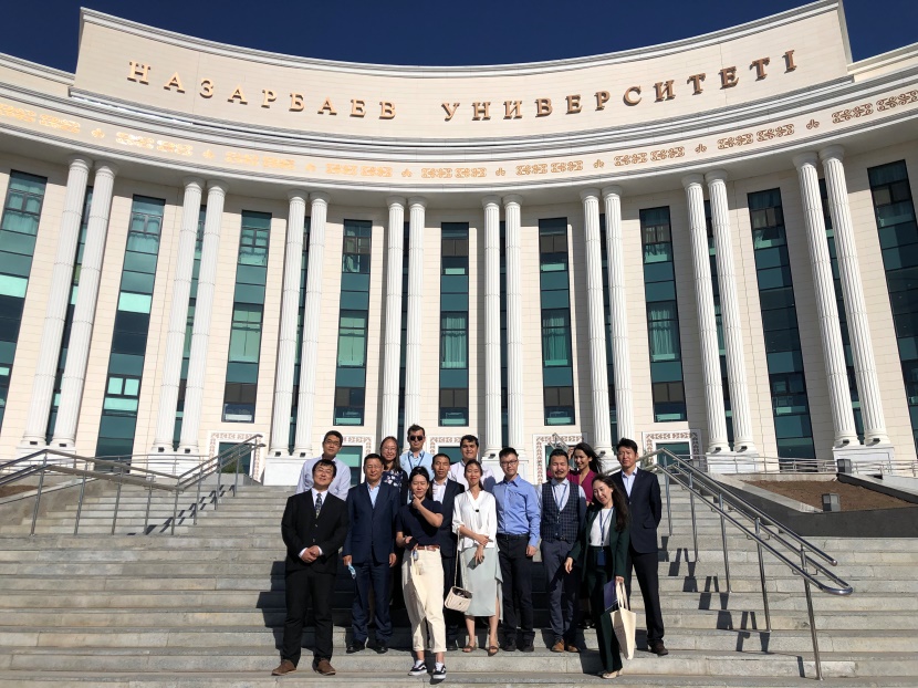 纳扎尔巴耶夫大学创立于2010年,由哈萨克斯坦共和国首任总统纳扎尔巴